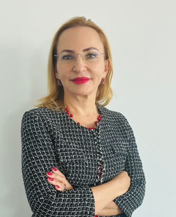 Feba Alumni Talks: Аннамария Аксинте – “От университета прилагам и днес аналитичното мислене и умението да взимам решения базирани на цифри, както и способността да работя и комуникирам ефективно с хората. “